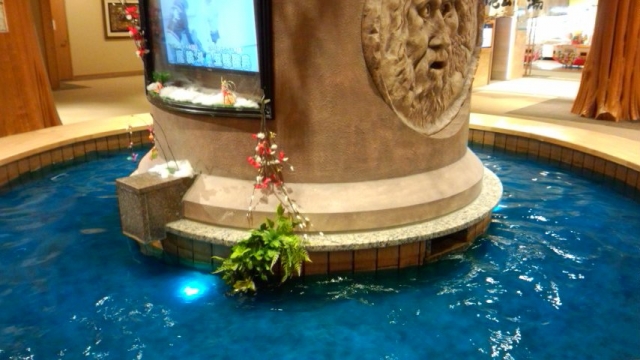 温泉使用の足湯もあります。