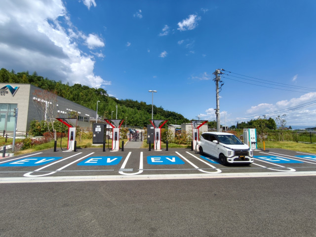 九州自動車道 北熊本SA (下り)/西日本高速道路(株) NEXCO西日本 - EV
