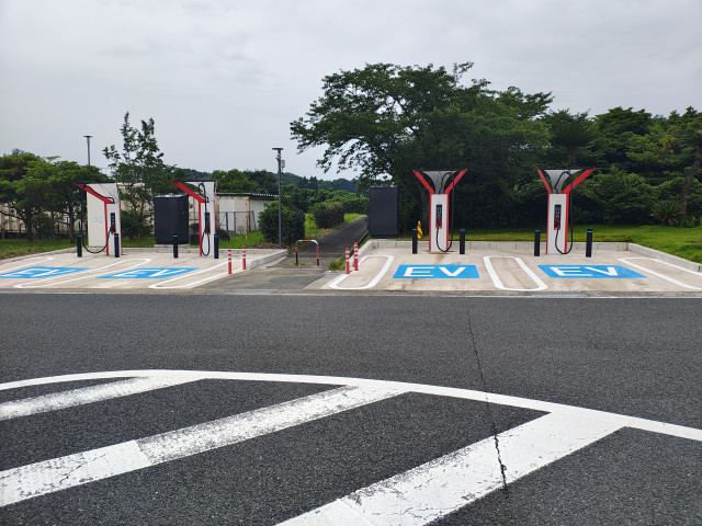 館山自動車道 市原SA (上り)/東日本高速道路(株) NEXCO東日本 - EV充電