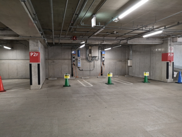 Mioka P2立体駐車場 2階f区画 Ev充電スタンド情報